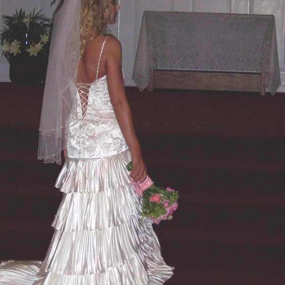 Wedding dress-couture